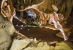 grotte de thouzon